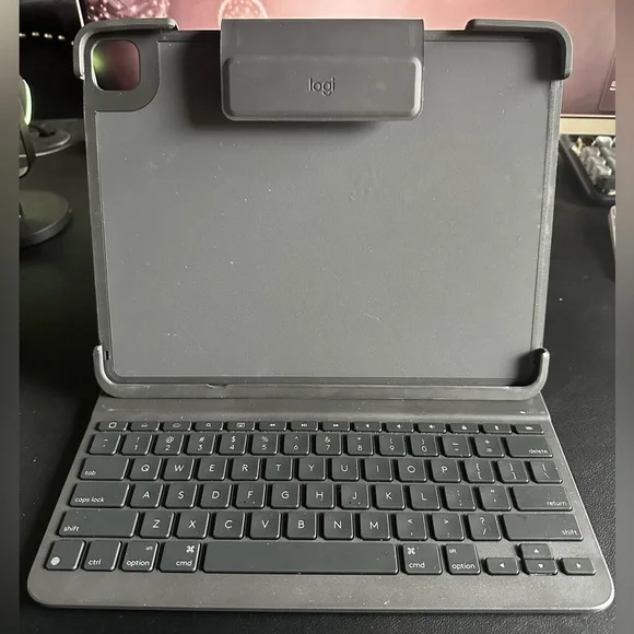 Logitech Black Tablet Keyboard Slim Folio Pro